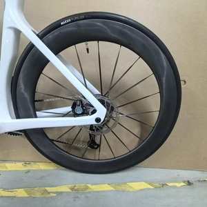 Vélo de route <span class=keywords><strong>TWITTER</strong></span> R18 Racing entièrement en carbone léger 24 vitesses, frein à disque électrique sans fil WheelTop TX-24S, selle aérodynamique - Product Image 5