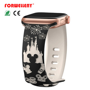 Bracelet de montre en silicone Forwelleny, artisanat sculpté Château <span class=keywords><strong>Mickey</strong></span> pour <span class=keywords><strong>Apple</strong></span> <span class=keywords><strong>Watch</strong></span> Series 11 10 9 8 7 6 5 4 3 SE Ultra 2 - Product Image 1
