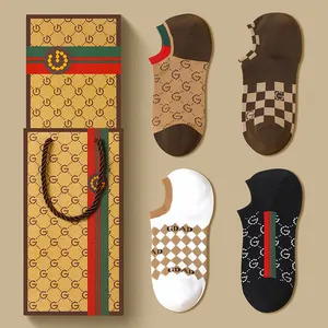 Meias atacado Patterned impresso Box 4 peças meias dos desenhos animados meias masculinas