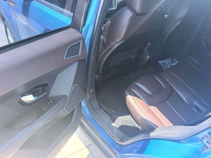 Lacquer Land Breeze X7 2.0T Turbo Automatique Gauche R18 Panoramique Version Exclusive 68000Km Intérieur Marron Skylight City - Product Image 3