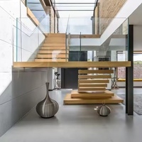 Escalier droit moderne en bois massif Escalier en acier avec rampe en verre pour la maison