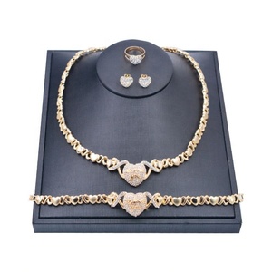 สร้อยคอ ZYO ชุดเซ็ตสร้อยคอ Xoxo แบบกำหนดเอง ชุดเครื่องประดับทอง 14k 18k สร้อยคอ Xoxo สำหรับผู้หญิง - Product Image 3