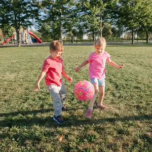 BSCI/ISO9001 çocuk topu 8.5 inç özel oyun alanı topu kickball