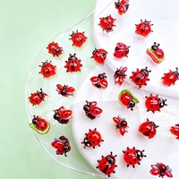 50 Breloques 3D Stéréo Coccinelle pour Ongles, Mini Scarabée Dessin Animé, Accessoires DIY pour Nail Art, Ornements pour Ongles à Presser et Manucure