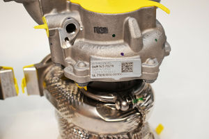 เทอร์โบชาร์จเจอร์ RS4 ไฮบริด รุ่น 06M145702N 06M145701N เหมาะสำหรับ <span class=keywords><strong>Audi</strong></span> RS4 8W B9 อัพเกรดเป็น RS5 F5 <span class=keywords><strong>2.9</strong></span> <span class=keywords><strong>TFSI</strong></span> V6 06M145701N ลูกปืนแบบ Ball Bearing - Product Image 3