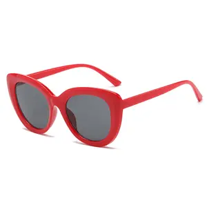 Gepersonaliseerde Retro Cat Eye Internet Celebrity Zonnebril 2024 Lente Nieuwe Trend Afslankende High-End Zonnebril Ins Stijl