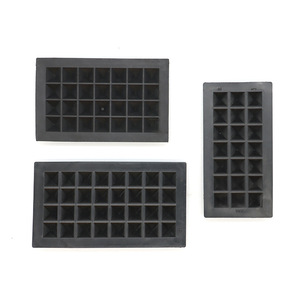 Base de plástico para equipaje, patrón de diamante, alfombrilla protectora antideslizante a prueba de golpes para accesorios de bolsa, color negro J051 J052 J054 - Product Image 3