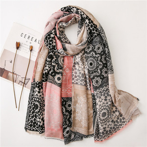 Thời Trang Mùa Hè Phụ Nữ Bông Khăn Quàng Khăn Khăn Choàng Phụ Nữ Giá Rẻ Bohemian Bãi Biển Khăn Choàng - Product Image 3