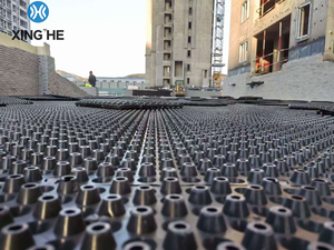 Planche de drainage <span class=keywords><strong>en</strong></span> plastique haute durabilité pour les chemins de fer et les autoroutes, fabriquée avec du fil de polyester, protège le <span class=keywords><strong>gazon</strong></span> - Product Image 5