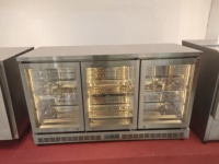 Offre Spéciale trois portes bouteille refroidisseur affichage vitrine boisson réfrigérateur arrière bar refroidisseur cuisine équipement bière refroidisseur
