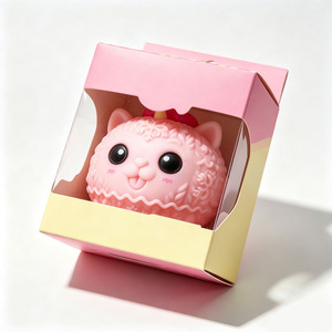 Boîte à jouets personnalisée avec logo imprimé et fenêtre transparente, emballage cadeau tendance - Product Image 1