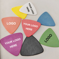 2024 100 pièces médiators de guitare personnalisés 346 Triangle forme Pom Poly acétal Delrin médiators de guitare