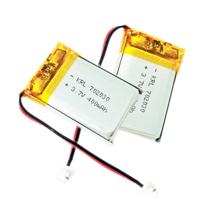 Batteria Personalizzata per Stabilizzatore Gimbal 3.7V 702030 400mAh per Fotocamera Portatile e Smartphone Vlog Certificata CE/kc/UN38.3 - Product Image 1