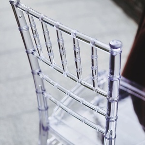 Sillas Chiavari Apilables Transparentes <span class=keywords><strong>de</strong></span> Resina para Bodas, Sillas <span class=keywords><strong>de</strong></span> Comedor para Restaurante, Alquiler <span class=keywords><strong>de</strong></span> Muebles para Hotel - Product Image 3