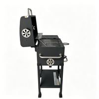 Barbecue carré professionnel au charbon de bois avec thermomètre de précision intégré au couvercle pour les rassemblements en jardin ou en extérieur