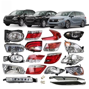 Sistemas de Iluminación Automotriz, Faros Delanteros Halógenos y de Xenón de Excelente Calidad para Toyota y Otros Accesorios de Iluminación para Automóviles - Product Image 2