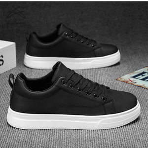 Nuove <span class=keywords><strong>Scarpe</strong></span> <span class=keywords><strong>da</strong></span> <span class=keywords><strong>Tennis</strong></span> <span class=keywords><strong>in</strong></span> <span class=keywords><strong>Pelle</strong></span> PU <span class=keywords><strong>da</strong></span> Uomo, Modello Basso con Lacci, <span class=keywords><strong>Scarpe</strong></span> Casual Leggere e Comode, Sneakers Sportive alla Moda - Product Image 1