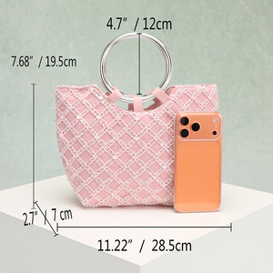 Túi đeo vai ren kim cương màu hồng pastel mềm mại, chất liệu vải sequin rỗng, tay cầm tròn bạc khổng lồ, nhẹ, dùng cho đám cưới và hàng ngày - Product Image 6