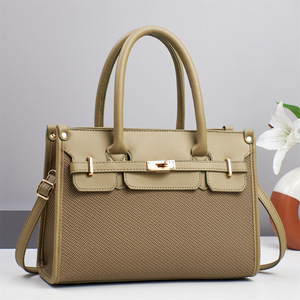 Sac à bandoulière matelassé moderne 2026, durable, avec fermeture éclair, doublure en PU, petit sac de luxe imperméable à porter à la main - Product Image 5