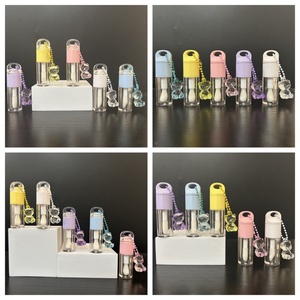ISMAN Lindo Tubo Transparente de 4ml para Brillo Labial Infantil con Cepillo Grande, Envase Redondo Color Macaron para Bálsamo Labial con Llavero de Oso - Product Image 1