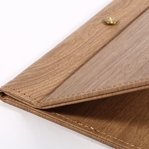 Carpeta de Menú Personalizada a Precio de Fábrica, Cubierta de Menú de Cuero Sintético con Encuadernación Exterior con Tornillos, Carpeta de Menú A4 - Product Image 4