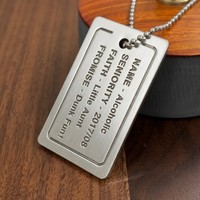 Collier en acier inoxydable plaqué argent avec pendentif bouddhiste personnalisé en relief, cadre encastré, texte vertical, logo, forme de cadenas, OEM