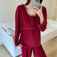 Pyjama en velours style français pour femme, automne et hiver, simple et décontracté, couleur unie, romantique, avec patchwork en dentelle
