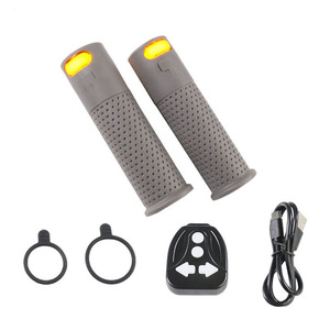 Empuñadura de manillar de <span class=keywords><strong>patinete</strong></span> RTS con luz de giro para <span class=keywords><strong>patinete</strong></span> eléctrico <span class=keywords><strong>Xiaomi</strong></span>, manillar de goma, <span class=keywords><strong>cubierta</strong></span> de silicona con luz de giro - Product Image 2