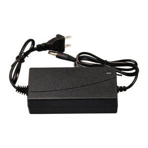 Pistola de Lubricación Automática con Batería de Litio, Tubo Transparente de 600cc, Batería y Cargador - Product Image 6