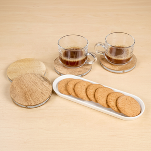 Ensemble de dessous-de-verre en bois élégants pour protéger les meubles de l'humidité et de la chaleur, finition naturelle pour tables basses et salles à manger - Product Image 1