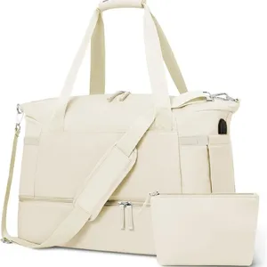 यूएसबी चार्जिंग पोर्ट के साथ ट्रैवल डफेल बैग, महिलाओं के लिए वेट पॉकेट और शूज़ कम्पार्टमेंट के साथ वीकेंडर ओवरनाइट बैग