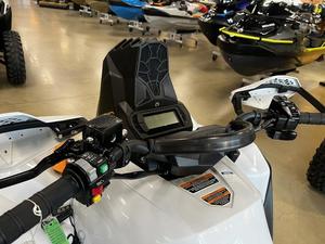 รถ ATV ไฟฟ้า650 2026ใหม่ทรงพลังพร้อมเพลาขับอัตโนมัติและ4x4 - Product Image 5
