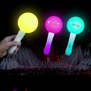 Bastón Luminoso Redondo de K-Pop para Animar Conciertos, Bastón de Luz LED con Control Remoto DMX para Decoración de Eventos y Fiestas - Product Image 3