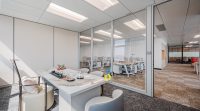 Cloisons de bureau modernes en acier à double panneau solide modulaires avec porte pour usage scolaire