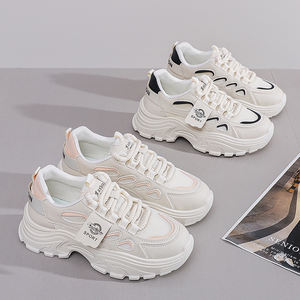 Zapatillas de suela gruesa de malla, zapatillas de deporte, calzado de <span class=keywords><strong>mujer</strong></span>, zapatillas de <span class=keywords><strong>tenis</strong></span> deportivas para caminar a la moda - Product Image 4