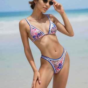 Nuevo Bikini de Dos Piezas con Aros, Push-Up, Espalda Descubierta, Color Sólido, con Tanga, de Secado Rápido - Product Image 1