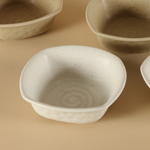 Tazones de cerámica hechos a mano estilo Wabi Sabi para servicio de comida en el hogar - Product Image 1