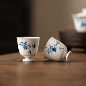 Hand Painted Blue And White Floral Stemmed <b>Teacup</b> Porcelain Kung Fu Tea Cup For Tasting - Product Image 1