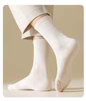 Chaussettes en coton personnalisées pour femmes, antibactériennes, pour yoga et pilates, respirantes, absorbant la transpiration, chaussettes à cinq doigts, OEM ODM