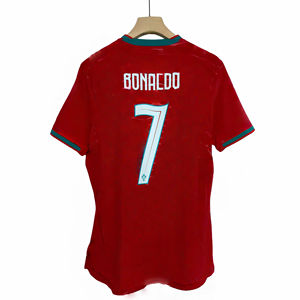 Portugal CR7 RONALDO B.FERNANDES Unisex Groothandel Fan Speler Versie 100% Polyester 26 WK Voetbalshirt - Product Image 2