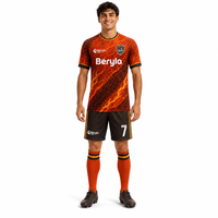 Tenue de football personnalisée flamboyante rouge-orange, unisexe, sublimation, séchage rapide, respirante, pour équipes, vente en gros, fabricant OEM, usine