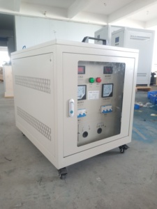 Convertisseur 12V 24V 48V vers AC triphasé 380V 220V, 2.2KVA, 3KVA, 4KVA, 7.5KVA, Transformateur Série AHK - 20KVA (Triphasé pour - Product Image 3