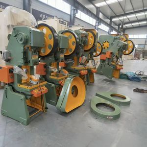 <span class=keywords><strong>Presse</strong></span> mécanique industrielle J23-16T de 16 tonnes avec machine à œillets, roulement <span class=keywords><strong>et</strong></span> moteur haute efficacité pour le poinçonnage - Product Image 2