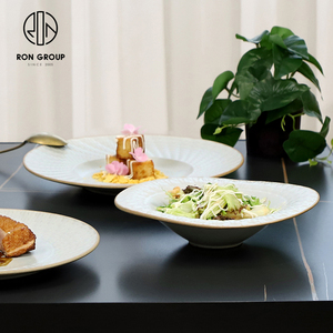 Vaisselle en céramique blanche irrégulière résistante à la chaleur minimaliste, <span class=keywords><strong>plat</strong></span> de service pour salade et bœuf de 9/11 pouces, vaisselle de table - Product Image 5