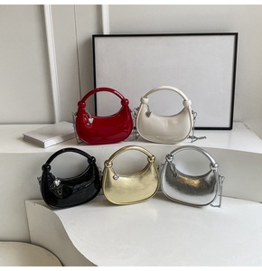NOUVEAU Sac à main de luxe pour femme, pochette de soirée, sac à bandoulière tendance, sac demi-lune pour mariage, sac de fête, sac fourre-tout pour femme - Product Image 1