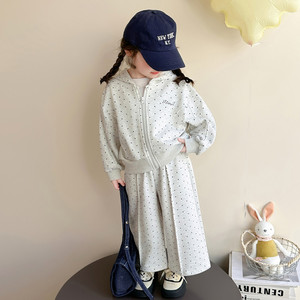 Set Due Pezzi Primaverile 2026 per Bambine: Cardigan con Cappuccio e Pantaloni Sportivi Casual con Motivi Cartoon - Product Image 5