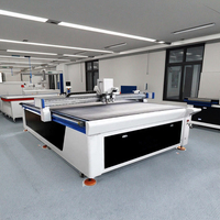 Automatische CNC-SPS-gesteuerte oszillierende Messer-Wellpappe EVA-Gummis chneide maschine mit Servomotor