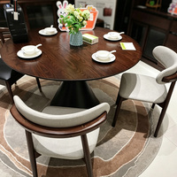 Ensemble de table à manger extensible en bois massif, table convertible ronde et rectangulaire avec structure en bois massif pour petite famille