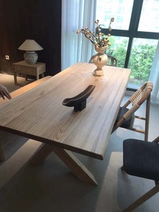 Ensemble table à manger et chaises <span class=keywords><strong>en</strong></span> bois de frêne massif pour petite maison ou hôtel/villa Mobilier de salle à manger simple et élégant - Product Image 2
