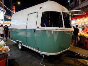 Remolque <span class=keywords><strong>de</strong></span> Comida Callejera Japonesa <span class=keywords><strong>con</strong></span> Estación <span class=keywords><strong>de</strong></span> Ramen y Parrillas para Takoyaki, para Ramen Tonkotsu y Bolas <span class=keywords><strong>de</strong></span> <span class=keywords><strong>Pulpo</strong></span> - Product Image 1